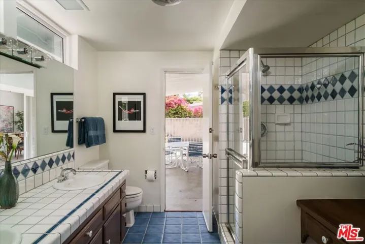 14141 Margate Street, Sherman Oaks, California 91401