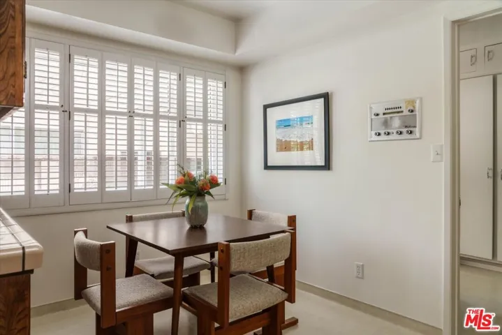 14141 Margate Street, Sherman Oaks, California 91401