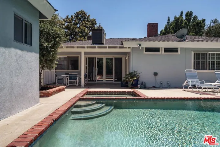 14141 Margate Street, Sherman Oaks, California 91401