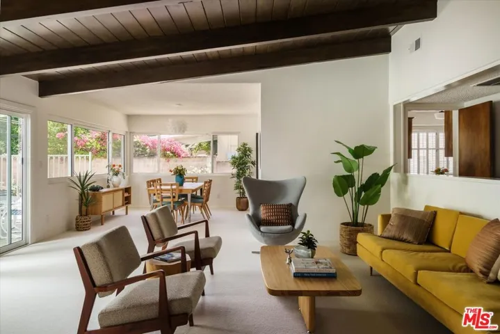 14141 Margate Street, Sherman Oaks, California 91401