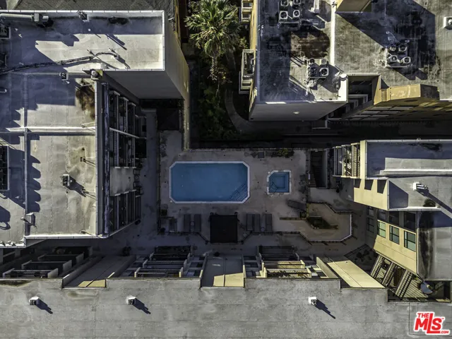 7320 Hawthorn Avenue 315, Los Angeles, California 90046