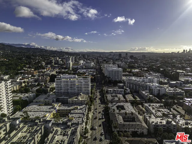 7320 Hawthorn Avenue 315, Los Angeles, California 90046