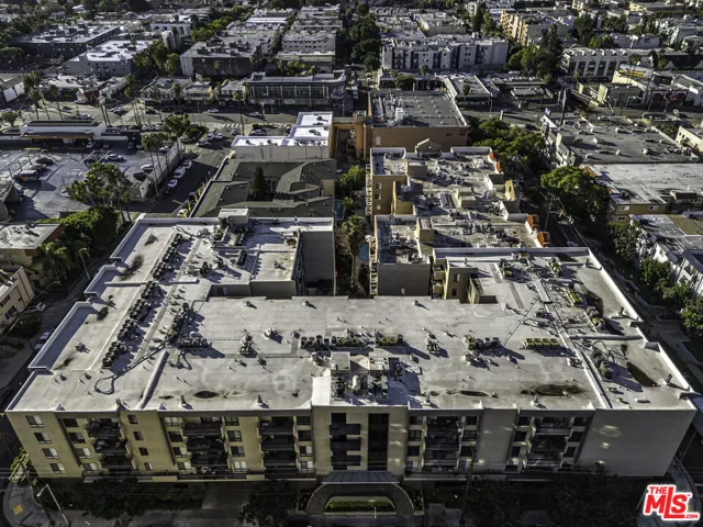 7320 Hawthorn Avenue 315, Los Angeles, California 90046
