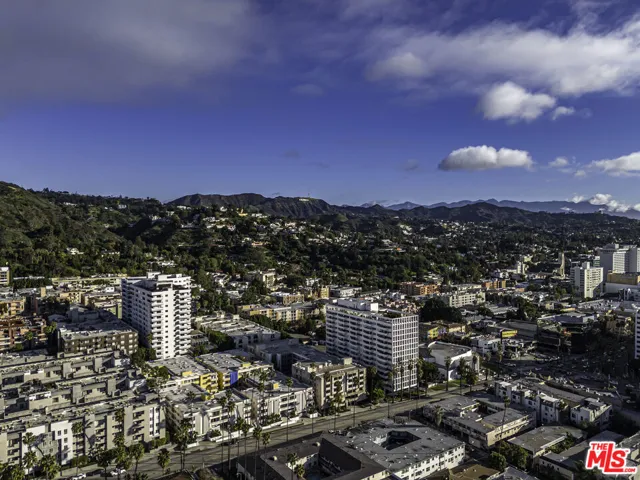 7320 Hawthorn Avenue 315, Los Angeles, California 90046