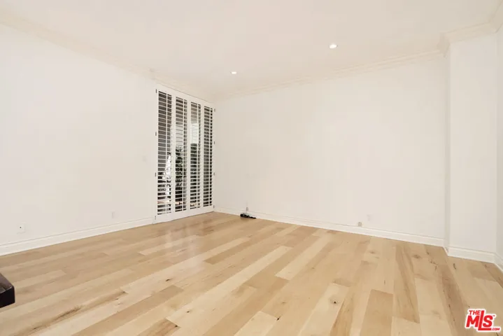 1333 S Beverly Glen 302, Los Angeles, California 90024