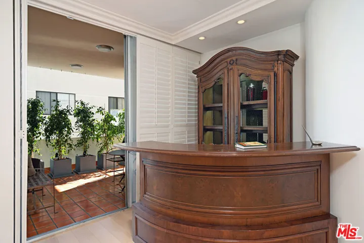 1333 S Beverly Glen 302, Los Angeles, California 90024