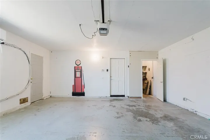 43724 Secure Place, Lancaster, California 93536