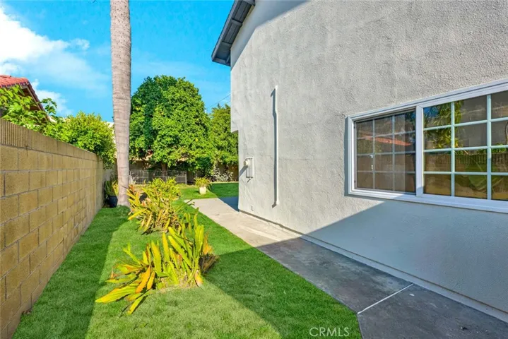 17986 Santa Olivia Street, Fountain Valley, California 92708