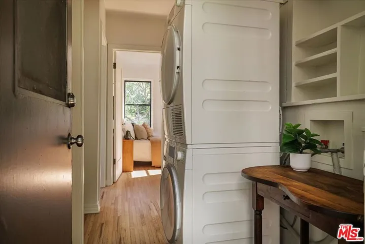 2258 Fair Oak View Terrace, Los Angeles, California 90039