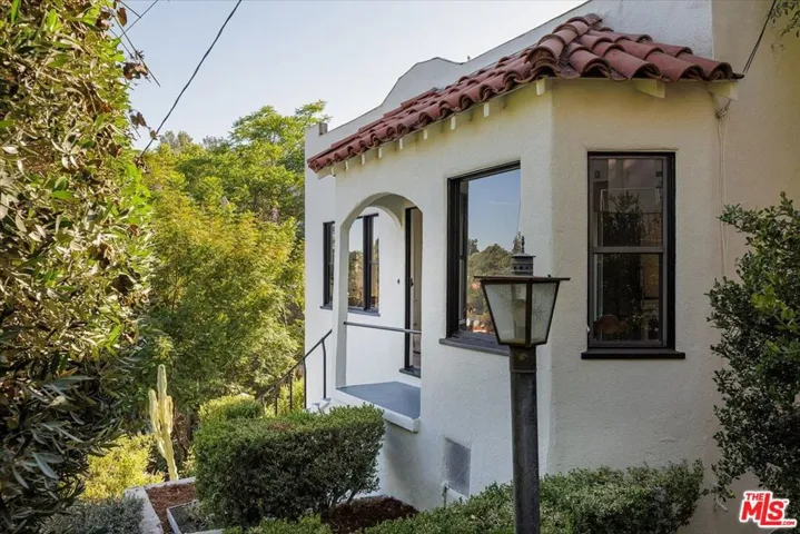 2258 Fair Oak View Terrace, Los Angeles, California 90039