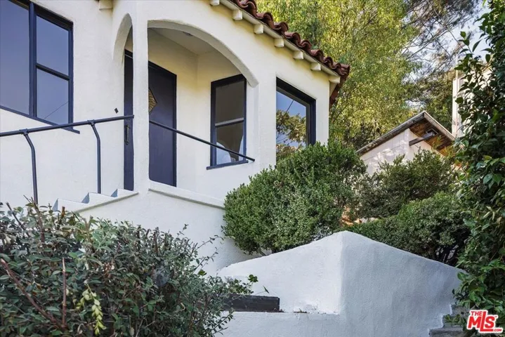 2258 Fair Oak View Terrace, Los Angeles, California 90039