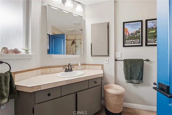 1464 Bedford, Camarillo, California 93010