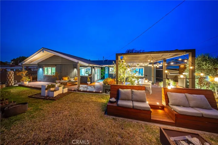 1464 Bedford, Camarillo, California 93010