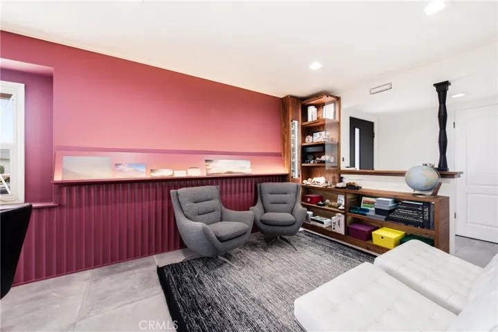 1464 Bedford, Camarillo, California 93010