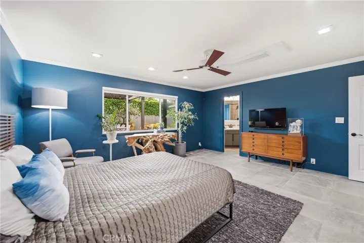 1464 Bedford, Camarillo, California 93010