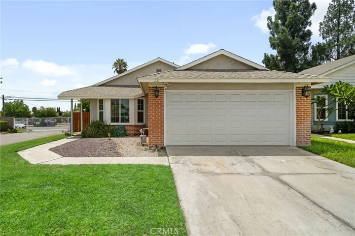 15957 Randall, Fontana, California 92335