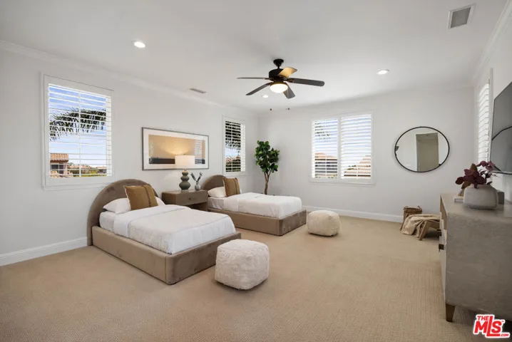 20445 Via Sansovino, Porter Ranch, California 91326