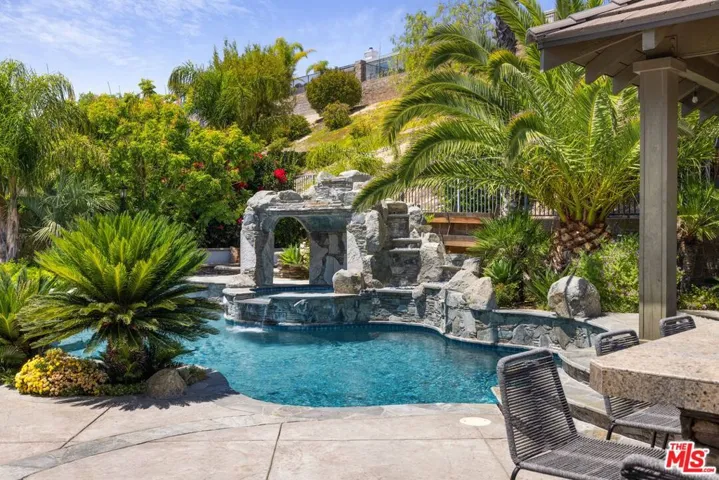 20445 Via Sansovino, Porter Ranch, California 91326