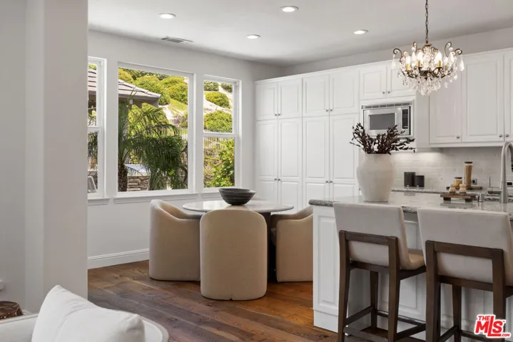 20445 Via Sansovino, Porter Ranch, California 91326