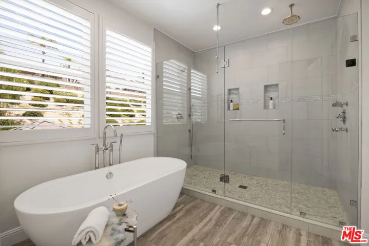 20445 Via Sansovino, Porter Ranch, California 91326