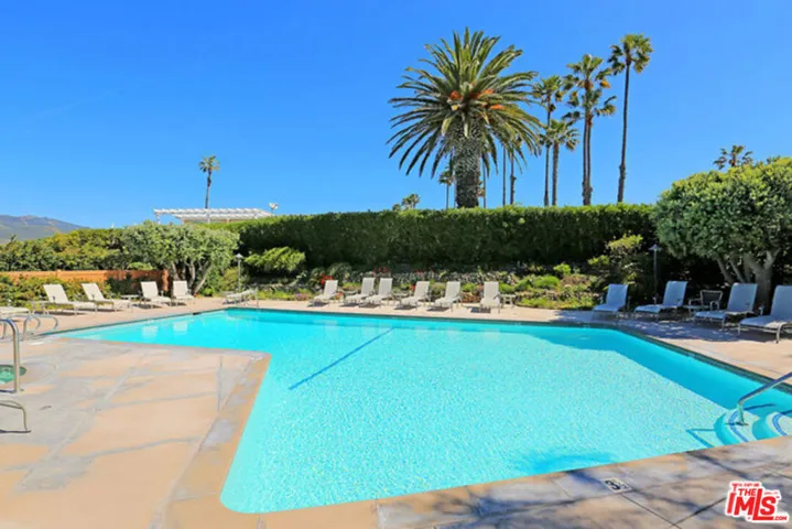 6789 Shearwater Lane, Malibu, California 90265