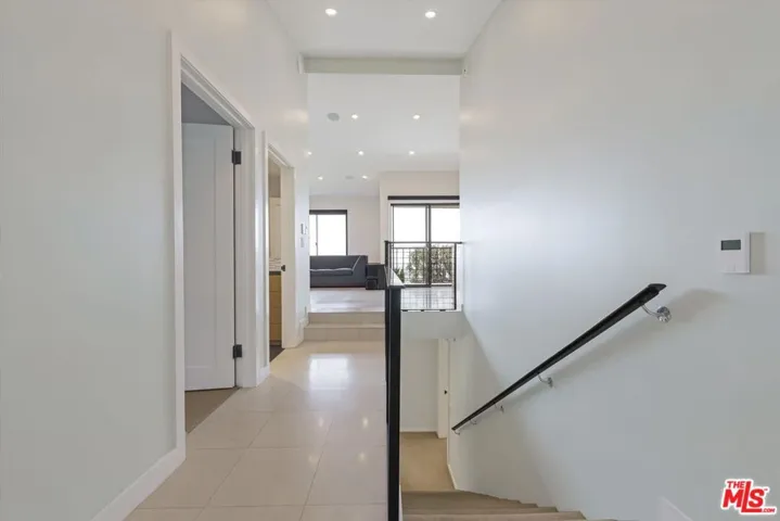 ENTRY ON MAIN LEVEL