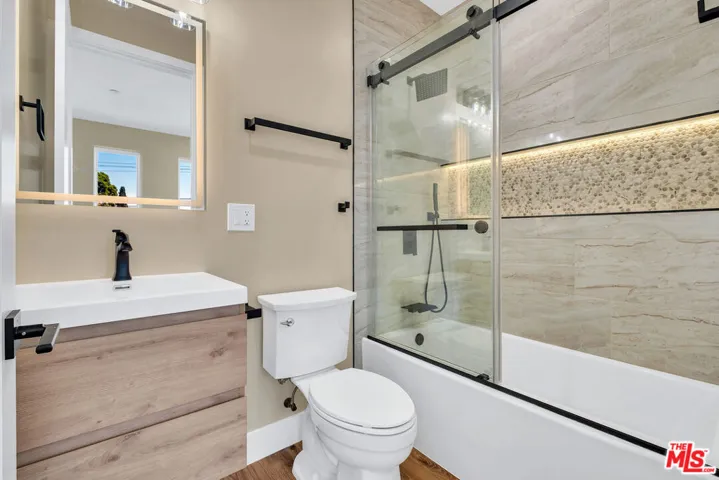 Bathroom 4