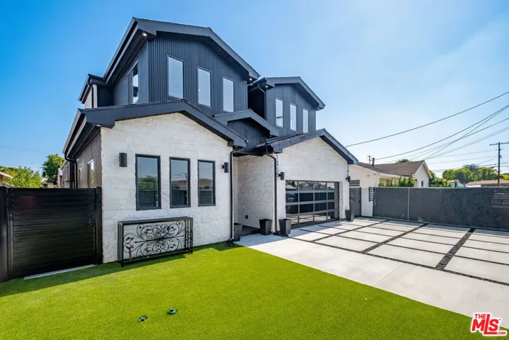 1464 W 185th Street, Gardena, California 90248