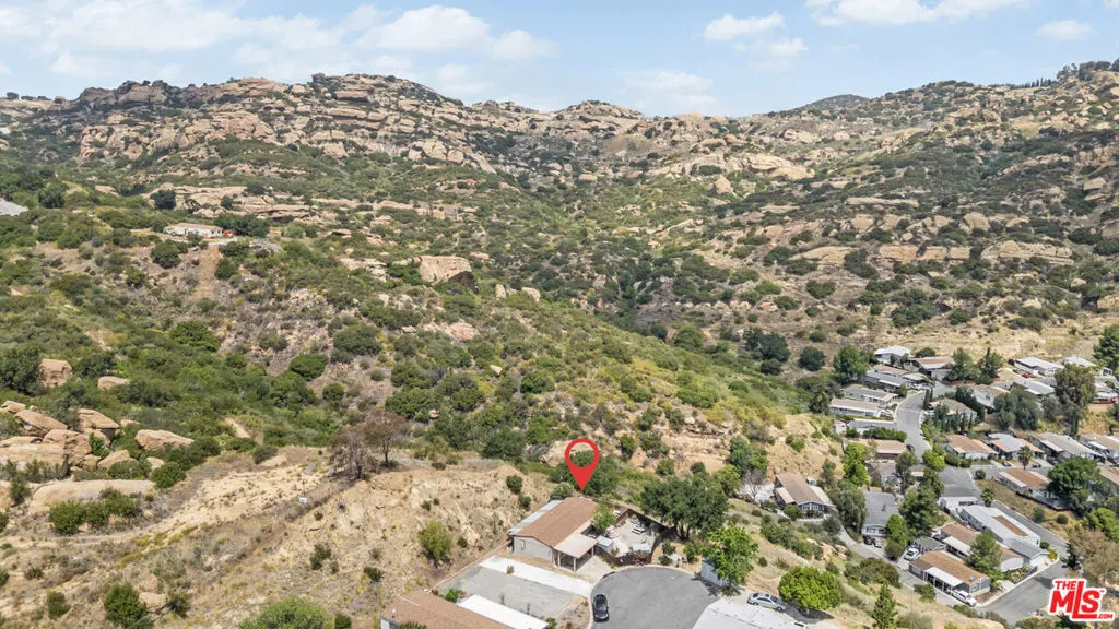 24425 Woolsey Canyon Road 11, Canoga Park, California 91304 — photo 4