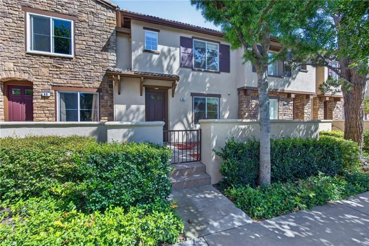 90 Topaz, Irvine, California 92602