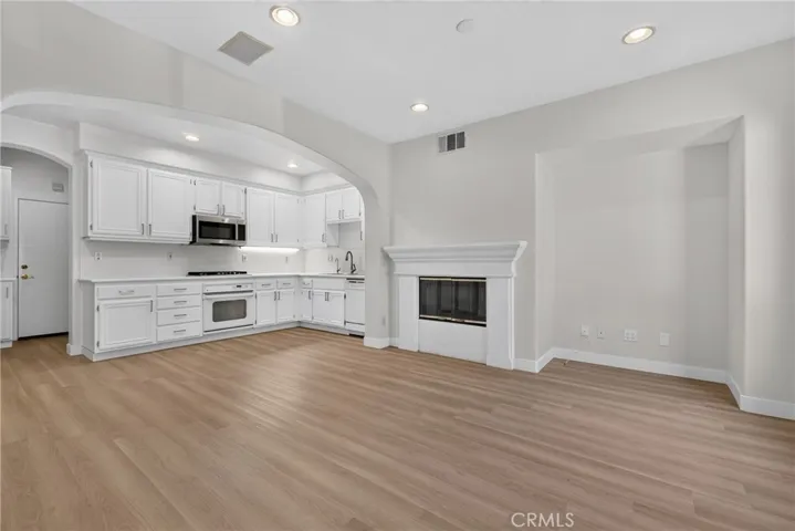 90 Topaz, Irvine, California 92602