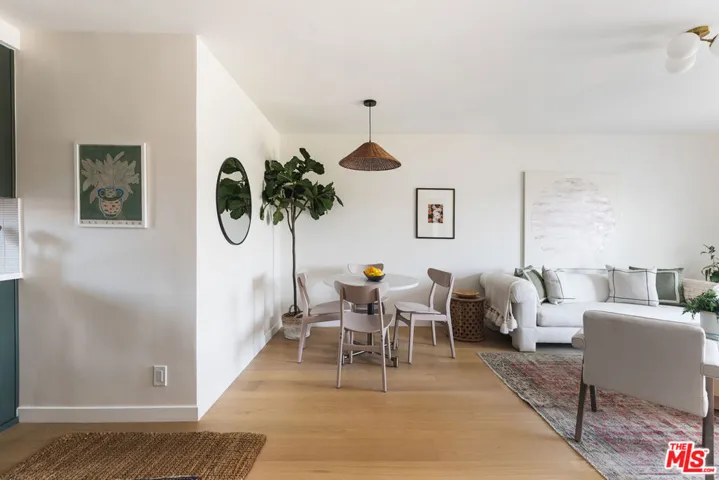 4412 Finley Avenue 7, Los Angeles, California 90027