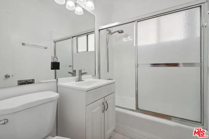 1216 N Detroit Street 5, West Hollywood, California 90046