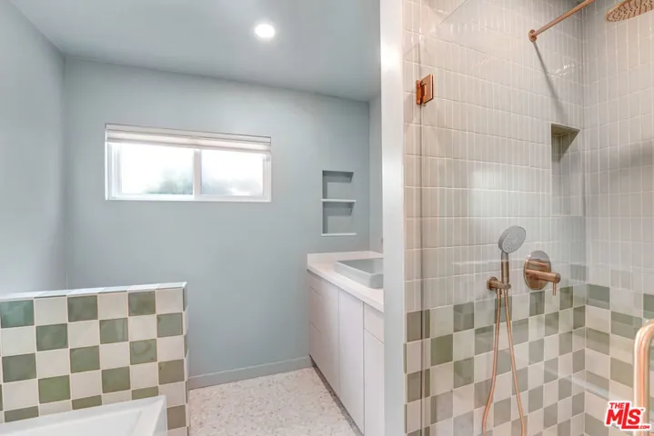 827 15th Street 1, Santa Monica, California 90403