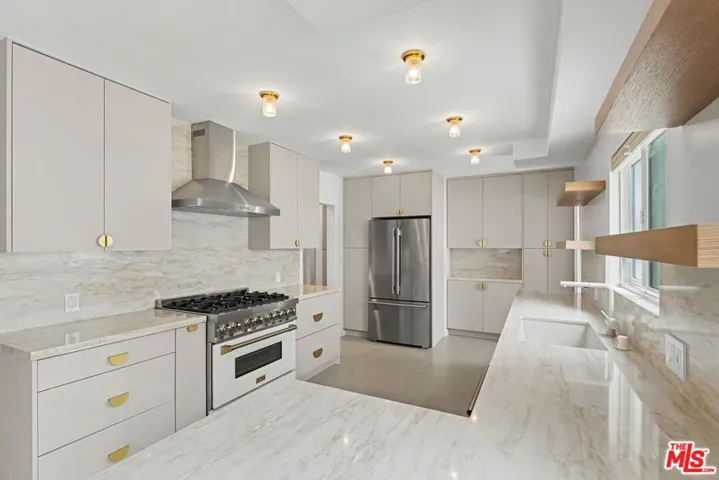 827 15th Street 1, Santa Monica, California 90403