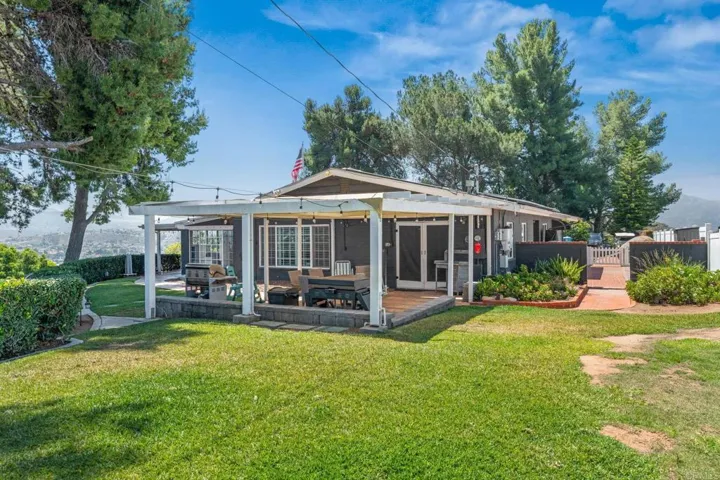 1308 Sundale Road, El Cajon, California 92019