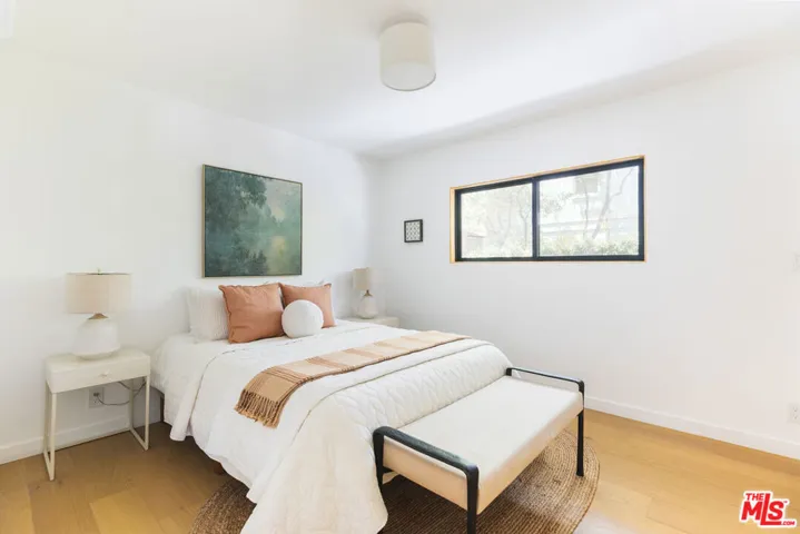 4412 Finley Avenue 1, Los Angeles, California 90027