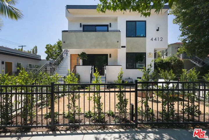 4412 Finley Avenue 1, Los Angeles, California 90027