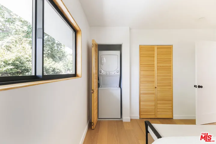 4412 Finley Avenue 1, Los Angeles, California 90027