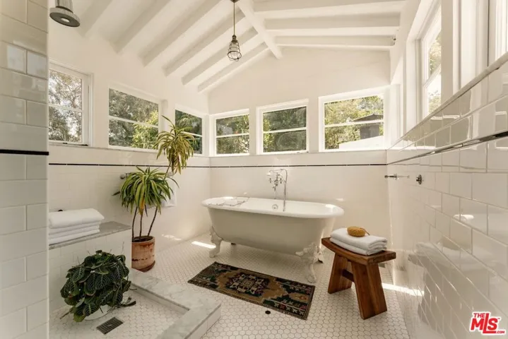 12229 Dunoon Lane, Los Angeles, California 90049