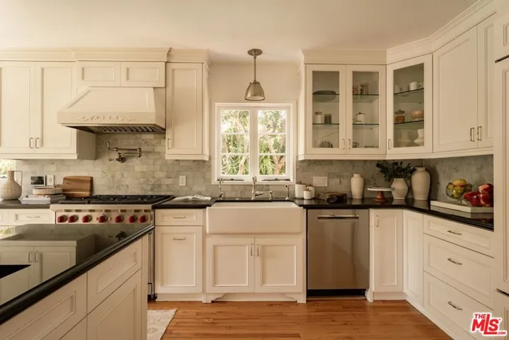 12229 Dunoon Lane, Los Angeles, California 90049