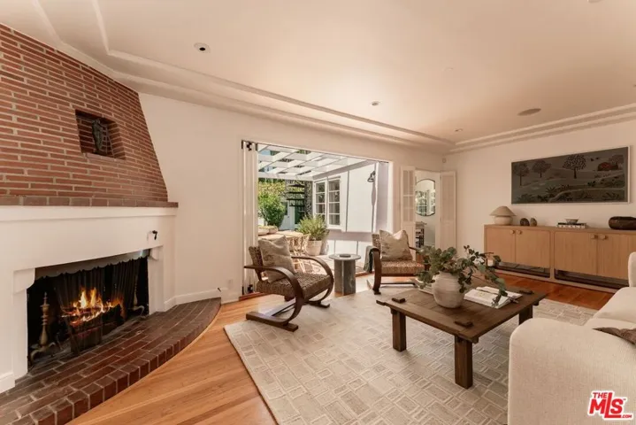 12229 Dunoon Lane, Los Angeles, California 90049