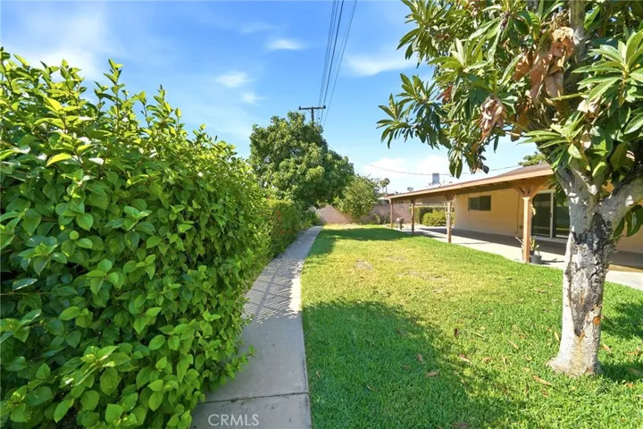 682 S Belden, Rialto, California 92376