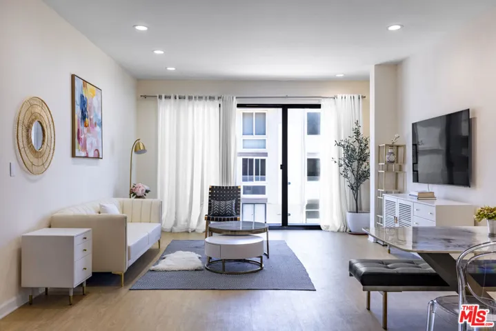 1 Northstar Street 203, Marina Del Rey, California 90292