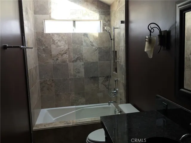 990 Trabuco, Costa Mesa, California 92627