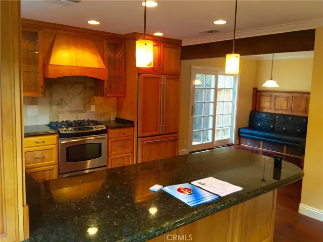 990 Trabuco, Costa Mesa, California 92627