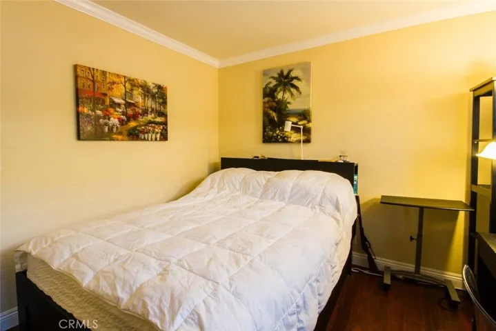 990 Trabuco, Costa Mesa, California 92627