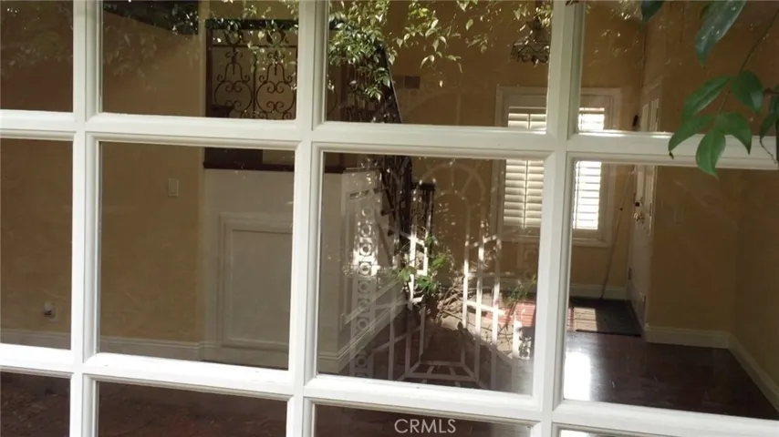 990 Trabuco, Costa Mesa, California 92627