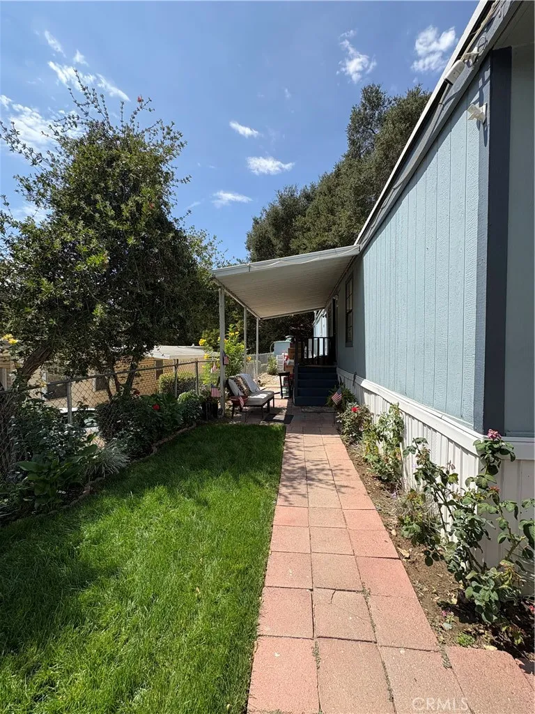 23500 The Old Road 37, Newhall, California 91321 — photo 4
