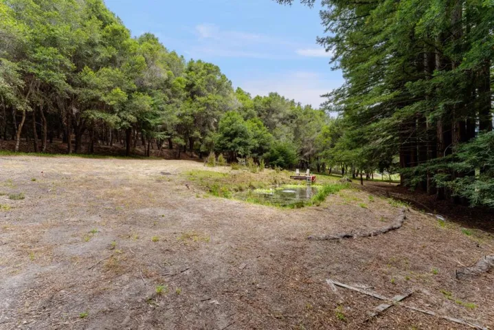 900 Larsen Road, Aptos, California 95003